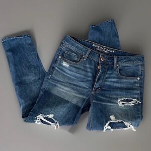 American Eagle Outfitters Tom Girl Women's Distressed Jeans Size 8 EUC